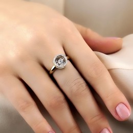Кольцо с бриллиантами